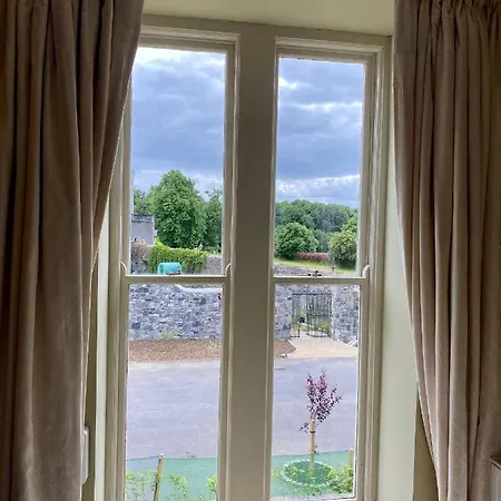Country house The Coach House At Moyglare Manor