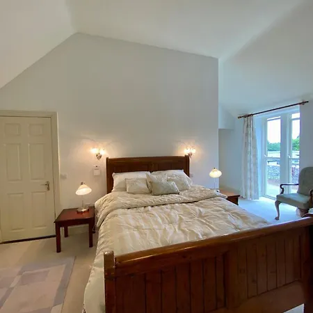 Country house The Coach House At Moyglare Manor *
