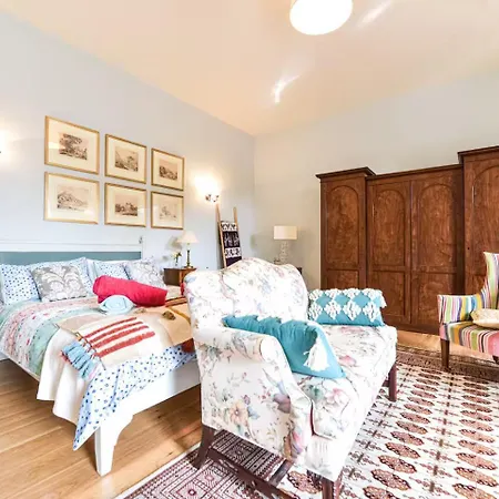 The Coach House At Moyglare Manor *