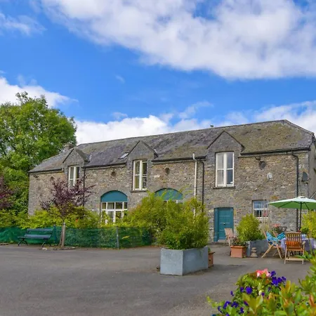 Country house The Coach House At Moyglare Manor