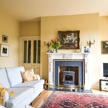 The Coach House At Moyglare Manor בית כפרי מיינות'