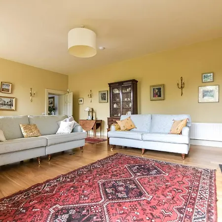 The Coach House At Moyglare Manor Maynooth